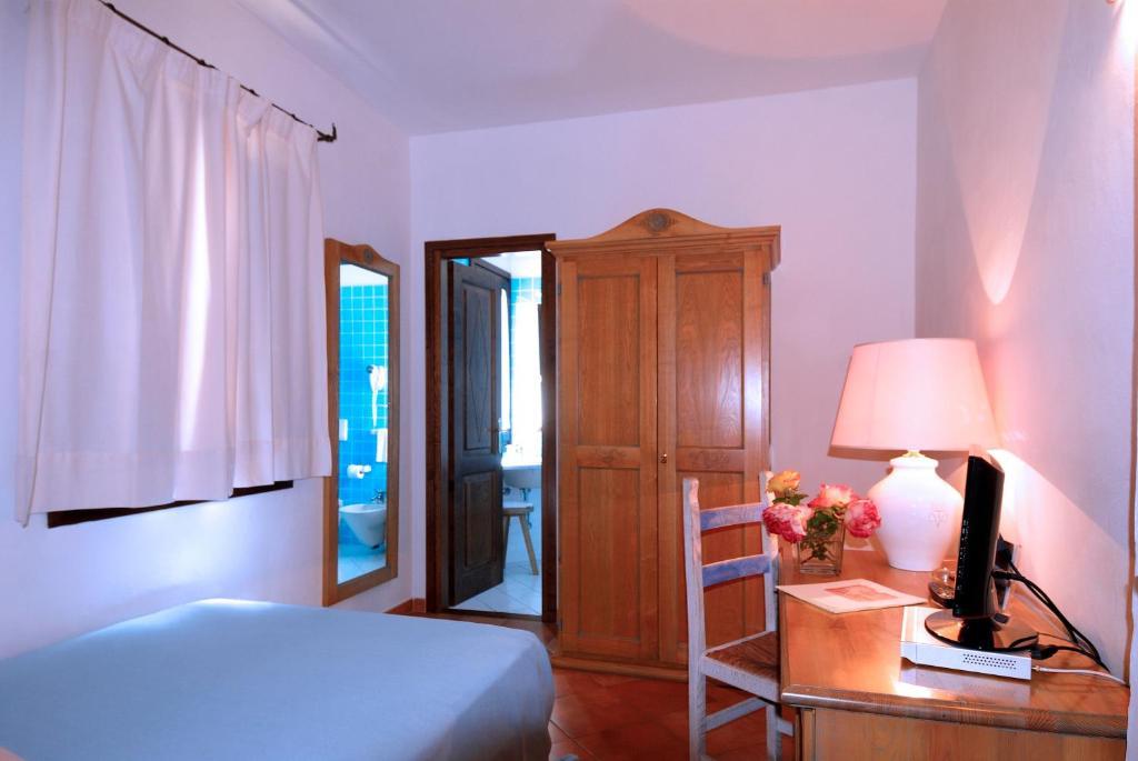Boutique Hotel Sant'Andrea & Relais San Pantaleo Phòng bức ảnh