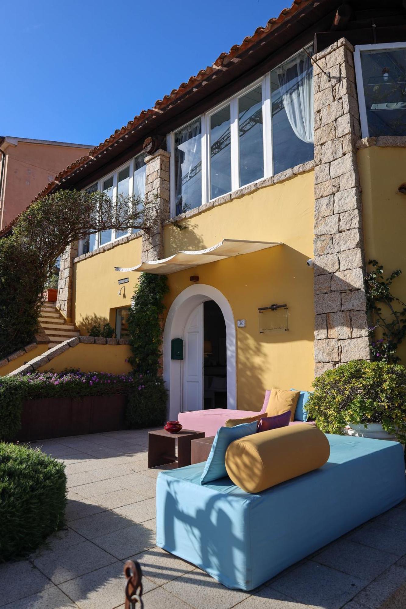 Boutique Hotel Sant'Andrea & Relais San Pantaleo Ngoại thất bức ảnh