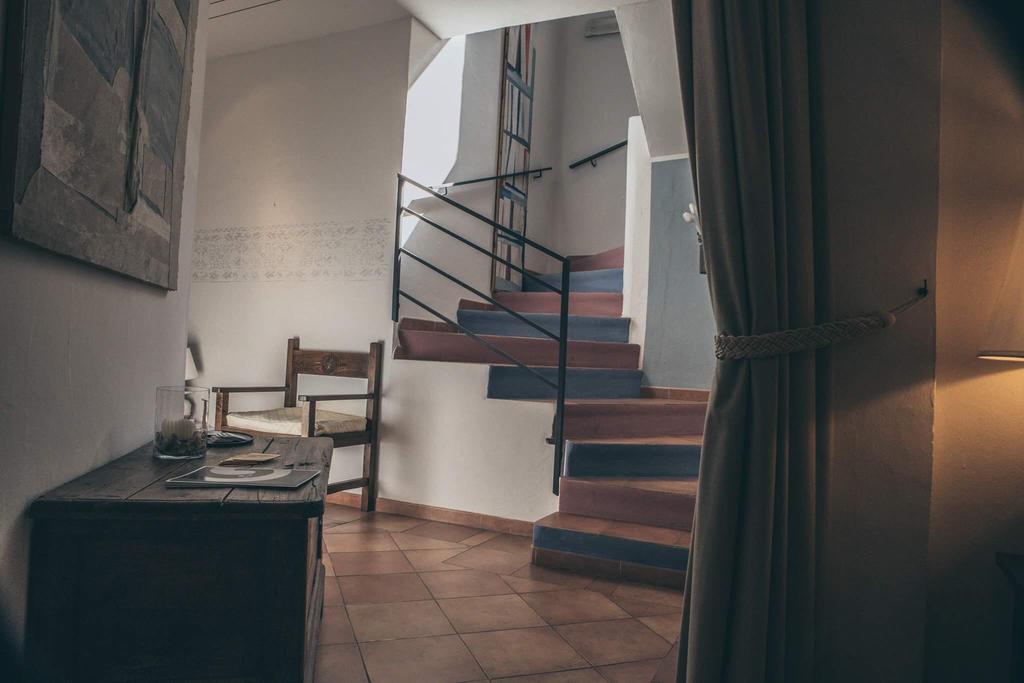Boutique Hotel Sant'Andrea & Relais San Pantaleo Ngoại thất bức ảnh