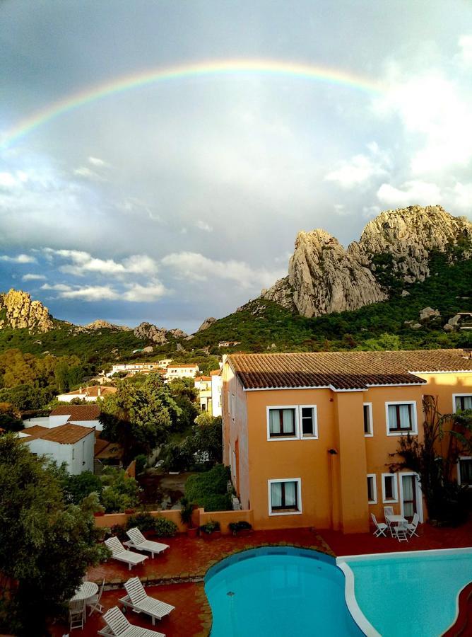 Boutique Hotel Sant'Andrea & Relais San Pantaleo Ngoại thất bức ảnh