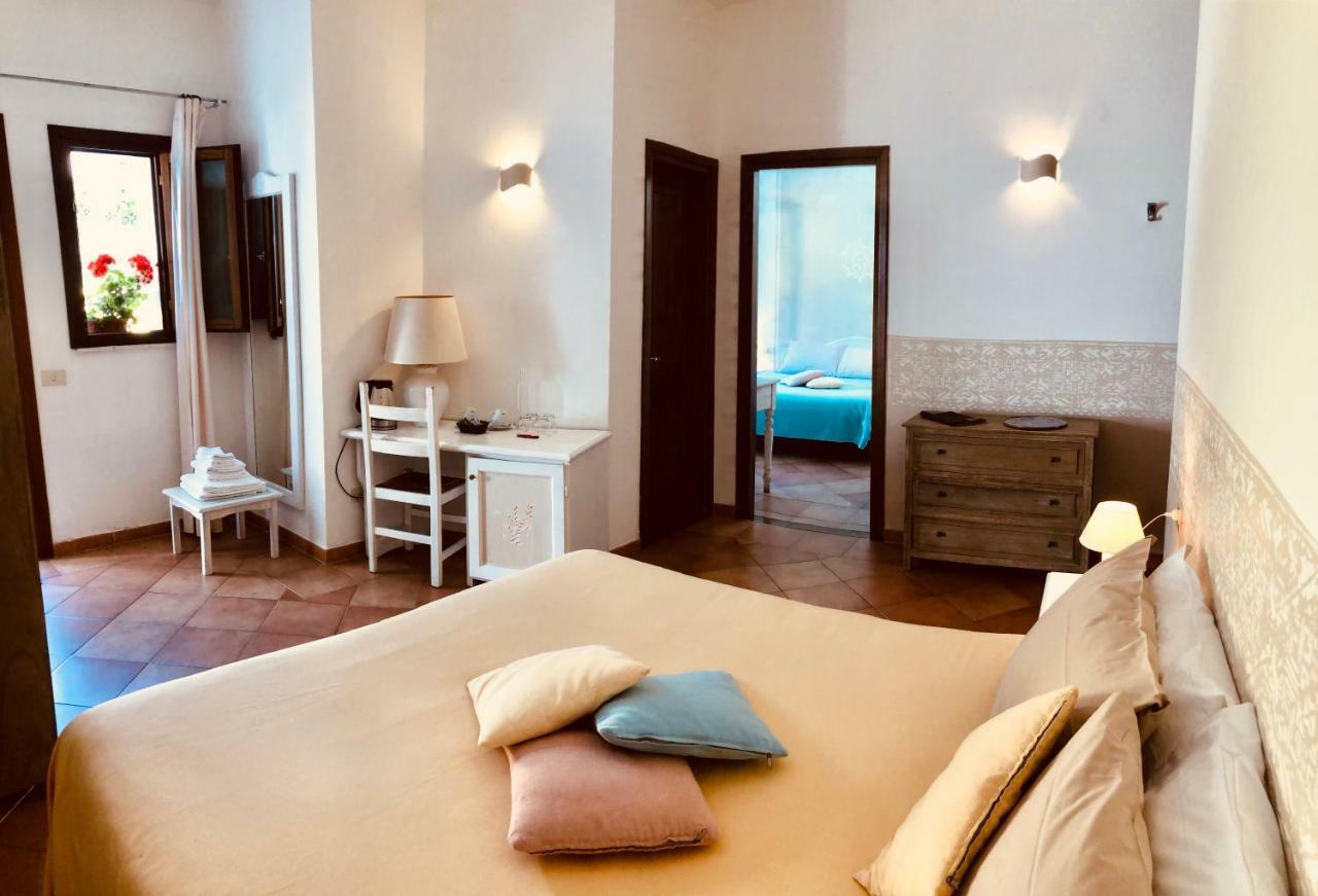 Boutique Hotel Sant'Andrea & Relais San Pantaleo Ngoại thất bức ảnh