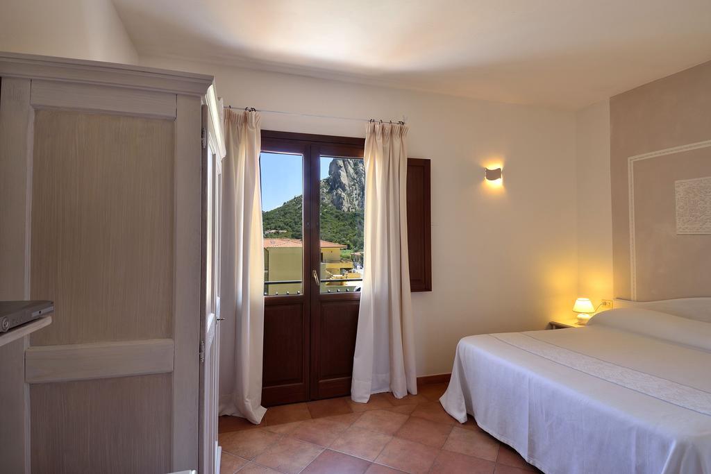 Boutique Hotel Sant'Andrea & Relais San Pantaleo Phòng bức ảnh
